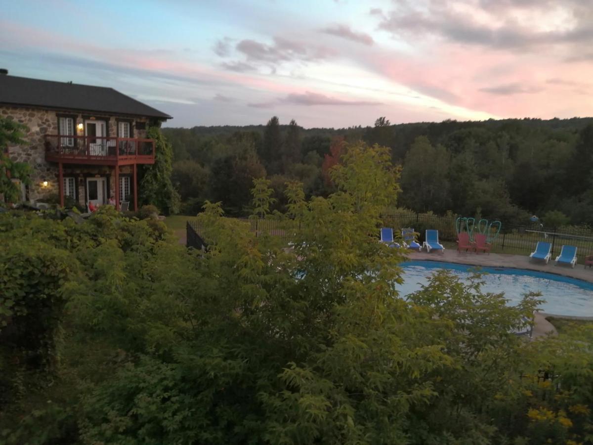 Condos Vacances Orford マゴグ エクステリア 写真